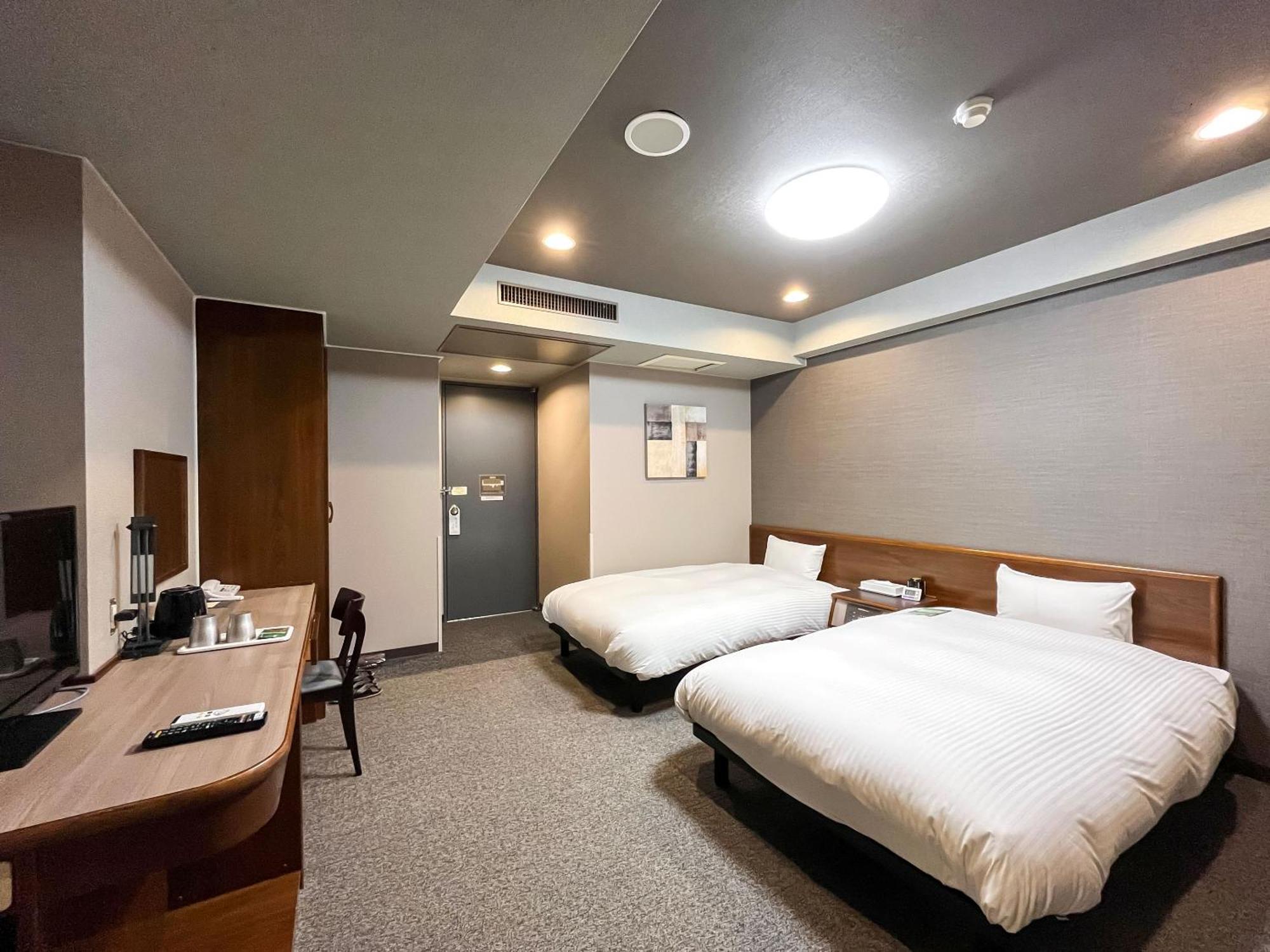 Hotel Route-Inn Dai-Ni Нагано Екстериор снимка